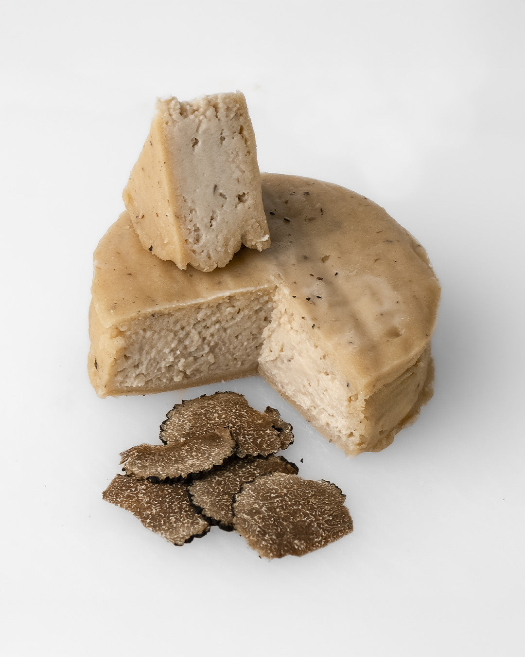 formaggio vegetale al tartufo nero